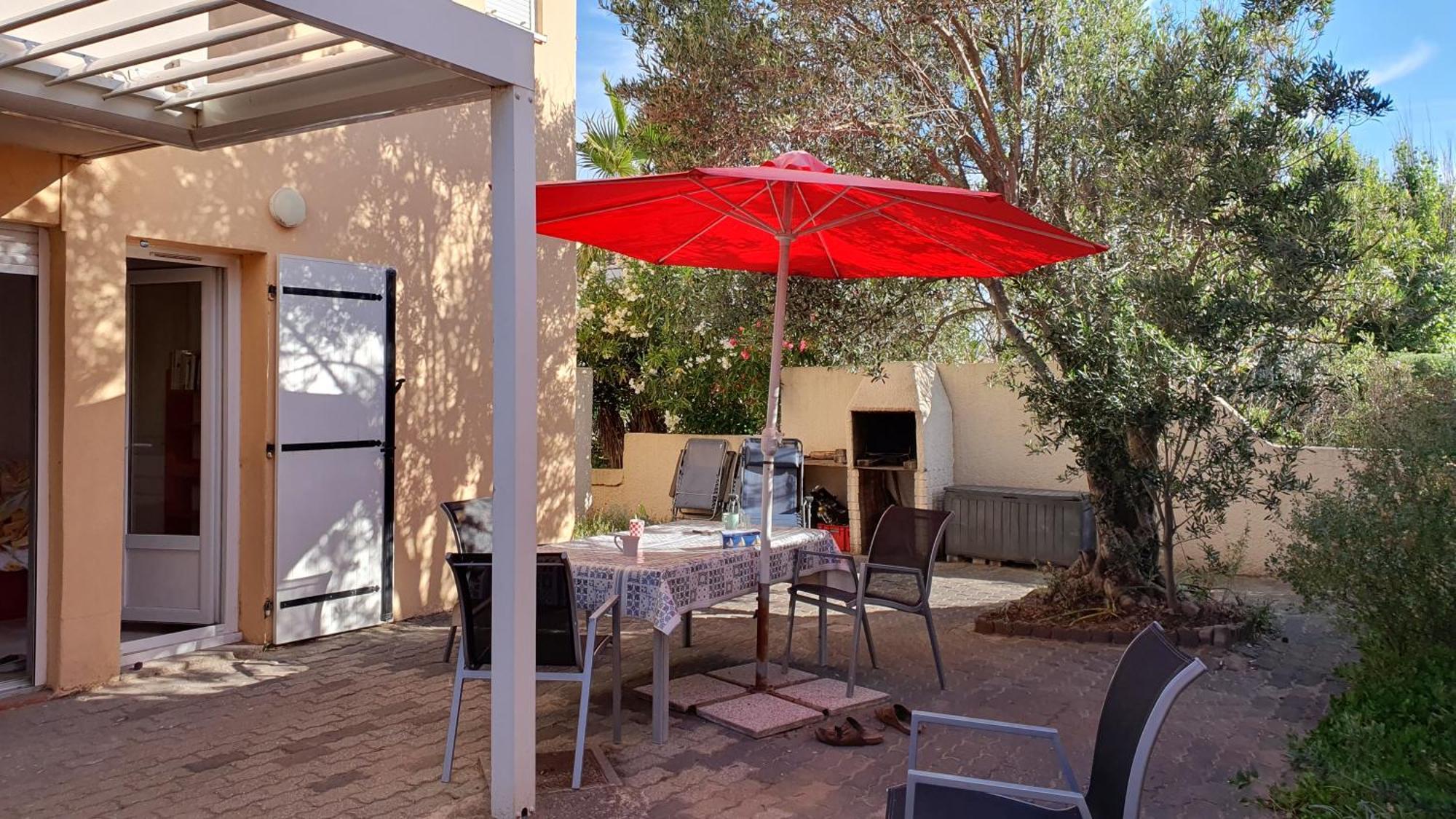 Appartement Avec Vaste Terrasse A 30 M Des Dunes Agde Ngoại thất bức ảnh